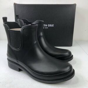 Kenneth Cole Women's Black Chelsea Boots